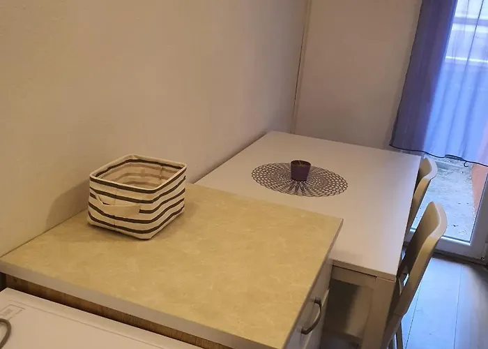 Varos And Separate Appartement *